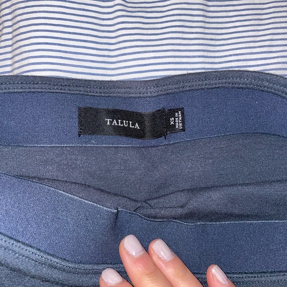 Aritzia talula pencil skirt - Picture 3 of 3